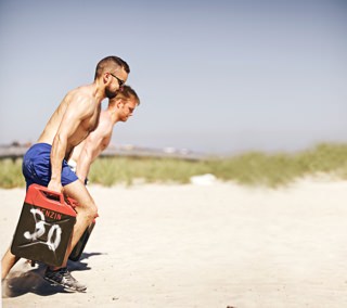 кроссфит тренировка на пляже